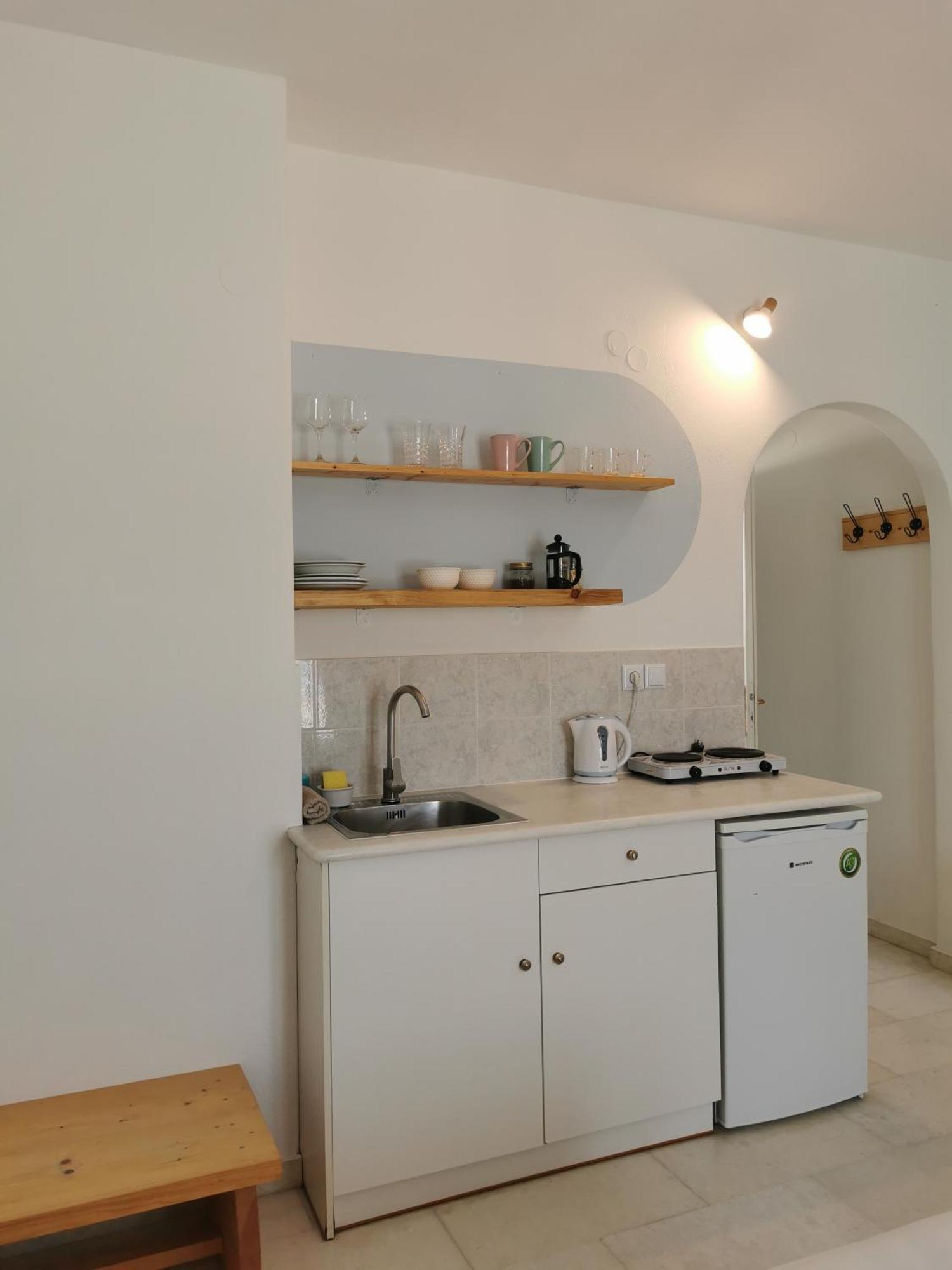 Kr Apartments Alikí Eksteriør billede